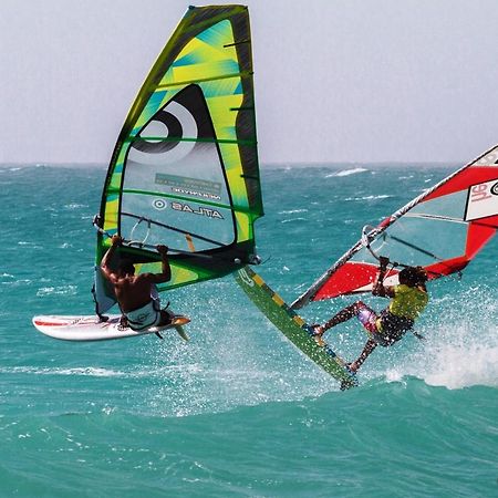 Hostels Holiday Capo Verde Santa Maria Buitenkant foto